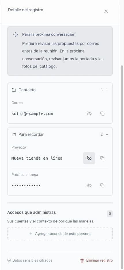Ficha móvil de Sofía, una persona ficticia: nota para la próxima conversación, correo de ejemplo y detalles de su proyecto.